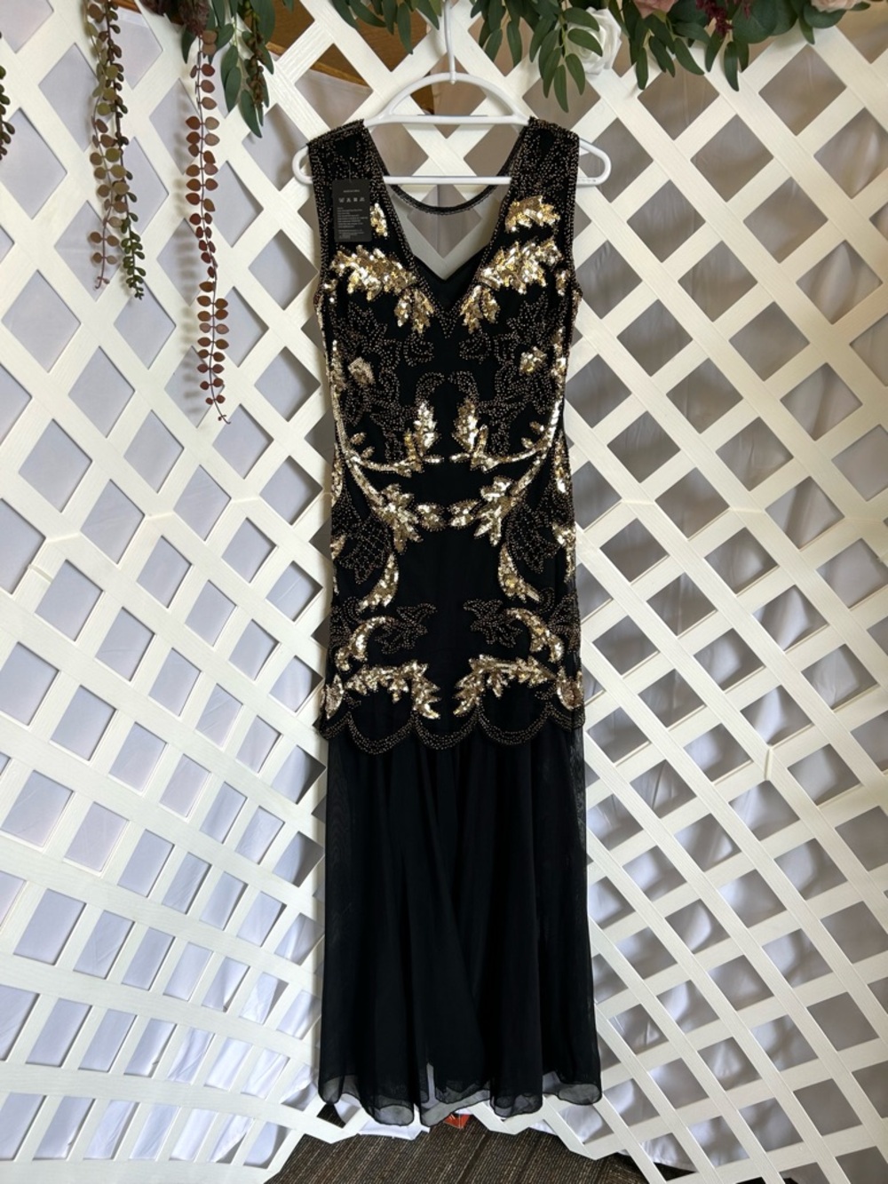 Black Gold Sequin Beaded Formal Dress Size Small Sleeveless Midi Evening Prom - Picture 4 of 12